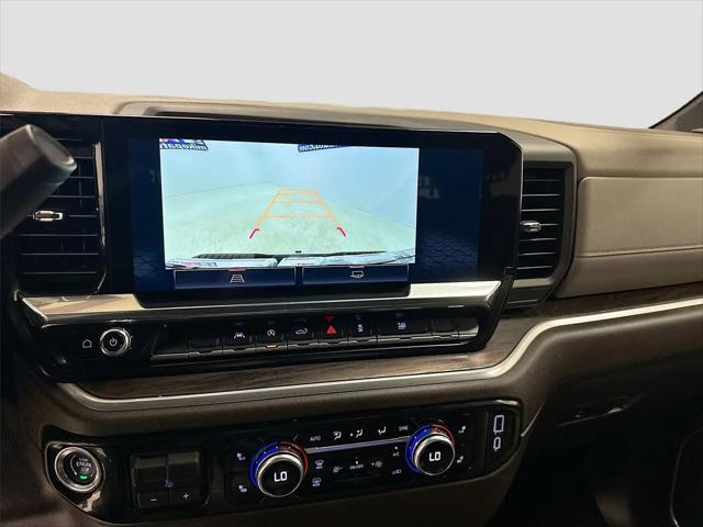 2025 GMC Sierra 1500 4WD Crew Cab Short Box SLT