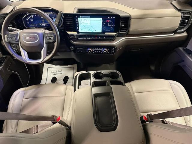 2025 GMC Sierra 1500 4WD Crew Cab Short Box SLT
