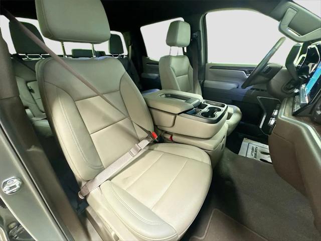 2025 GMC Sierra 1500 4WD Crew Cab Short Box SLT