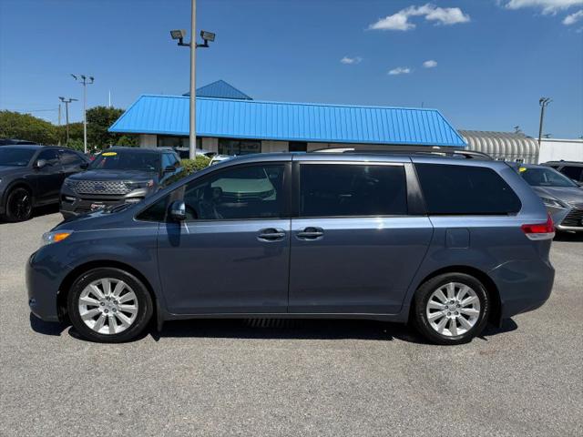 2014 Toyota Sienna XLE V6 7 Passenger Auto Access Seat