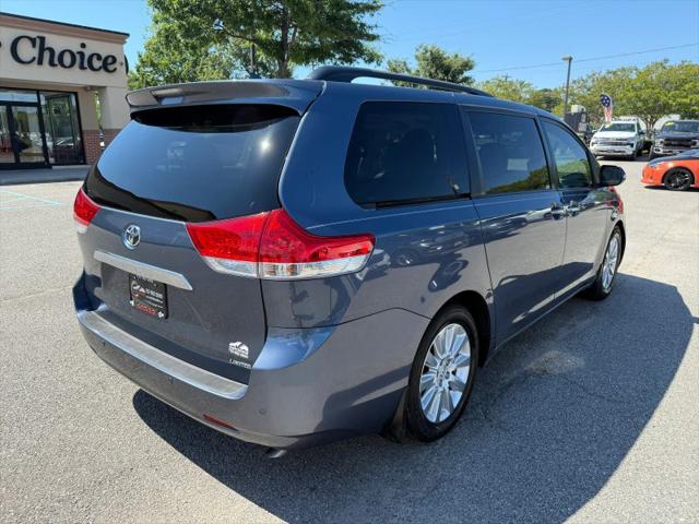 2014 Toyota Sienna XLE V6 7 Passenger Auto Access Seat