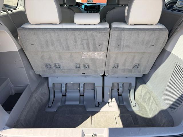 2014 Toyota Sienna XLE V6 7 Passenger Auto Access Seat