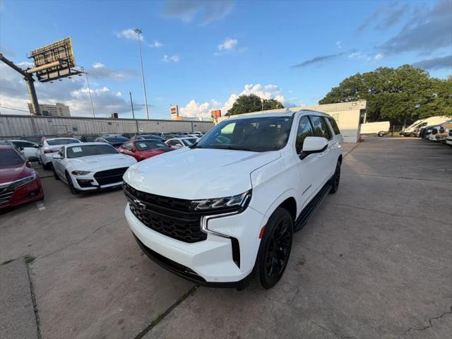 2023 Chevrolet Suburban 2WD LT