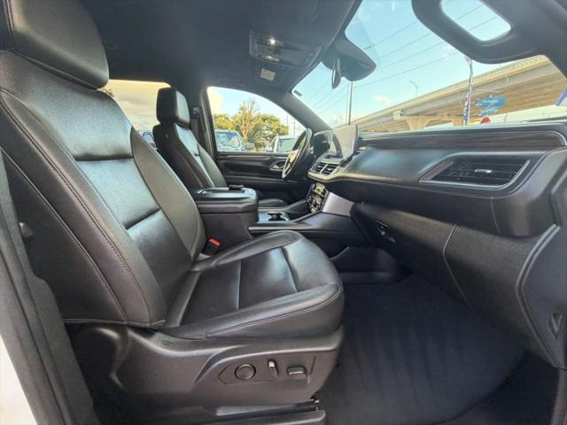 2023 Chevrolet Suburban 2WD LT
