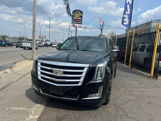 2016 Cadillac Escalade Luxury Collection