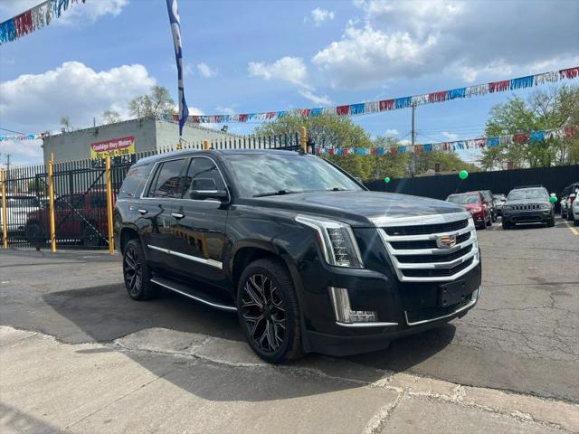 2016 Cadillac Escalade Luxury Collection