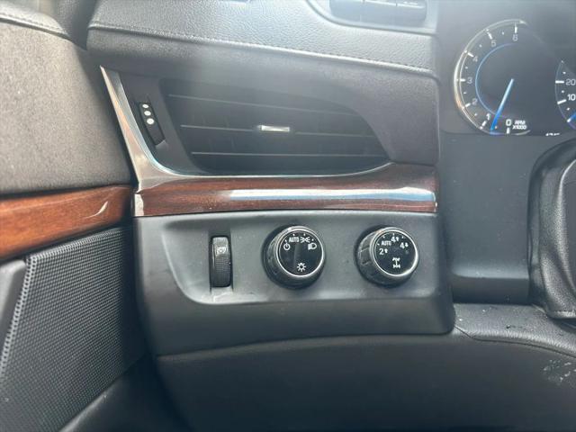 2016 Cadillac Escalade Luxury Collection