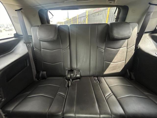 2016 Cadillac Escalade Luxury Collection