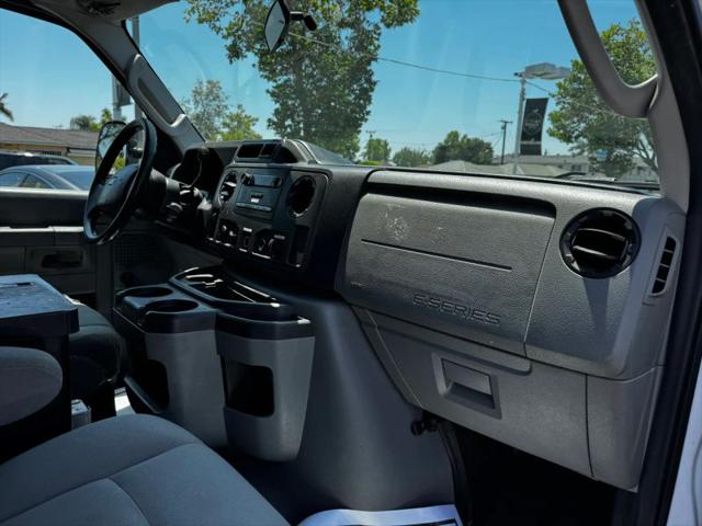 2010 Ford E-250 Base