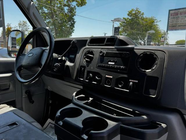 2010 Ford E-250 Base