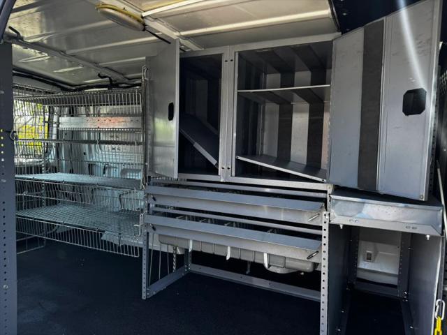 2010 Ford E-250 Base