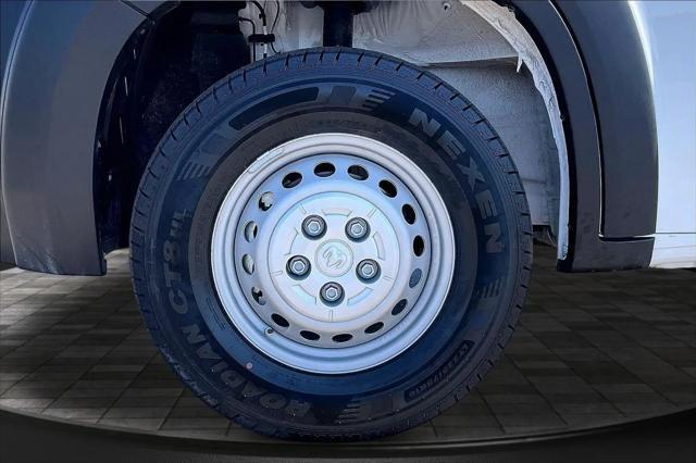 2025 Ram ProMaster 2500 Cargo Van Tradesman High Roof 136" WB w/Pass Seat