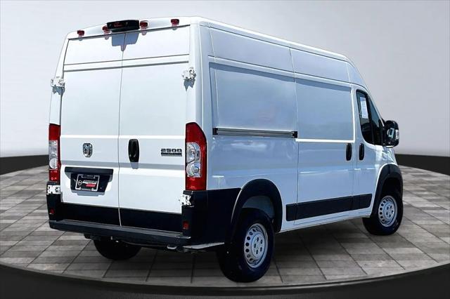 2025 Ram ProMaster 2500 Cargo Van Tradesman High Roof 136" WB w/Pass Seat