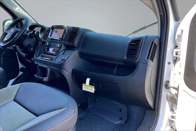2025 Ram ProMaster 2500 Cargo Van Tradesman High Roof 136" WB w/Pass Seat