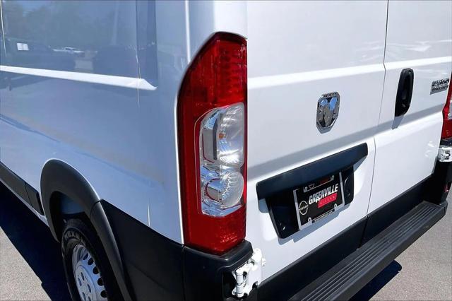 2025 Ram ProMaster 2500 Cargo Van Tradesman High Roof 136" WB w/Pass Seat