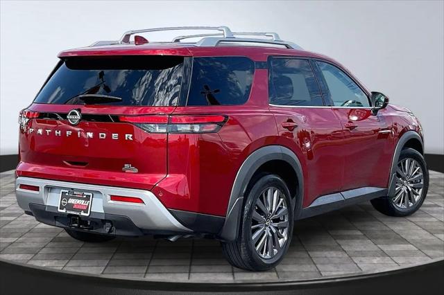 2024 Nissan Pathfinder SL FWD