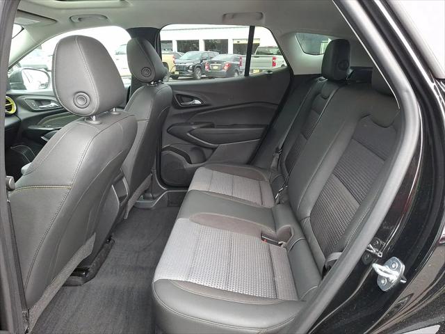 2024 Chevrolet Trax FWD LT