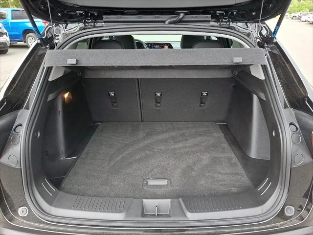 2024 Chevrolet Trax FWD LT