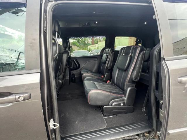 2016 Dodge Grand Caravan R/T