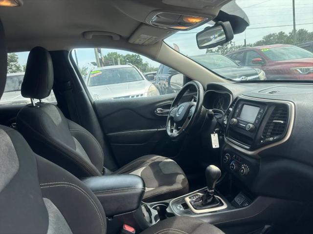 2016 Jeep Cherokee Altitude