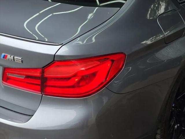 2018 BMW M5 Standard