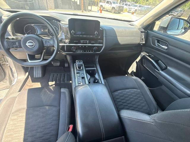 2022 Nissan Pathfinder S 2WD