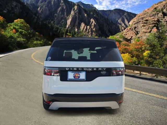 2023 Land Rover Discovery P360 Metropolitan Edition