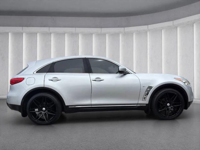 2014 INFINITI QX70 3.7