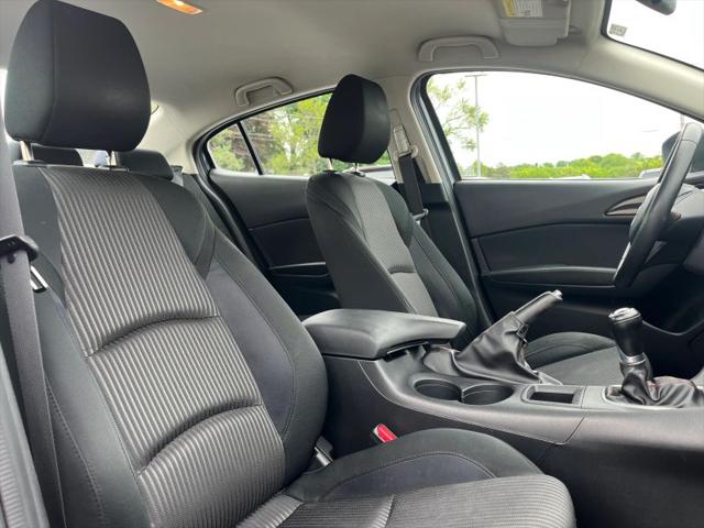 2014 Mazda Mazda3 i Touring