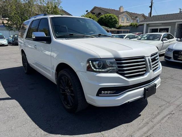 2017 Lincoln Navigator Select