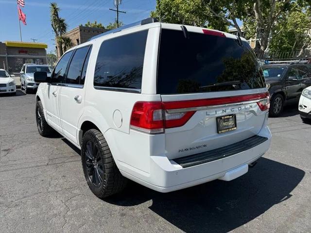 2017 Lincoln Navigator Select