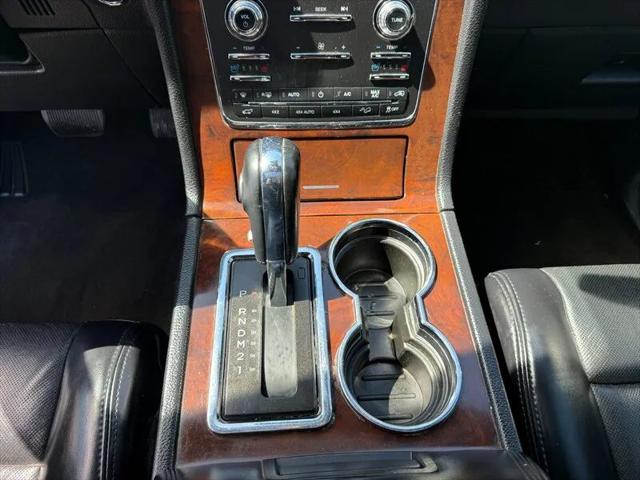 2017 Lincoln Navigator Select