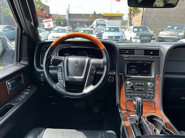 2015 Lincoln Navigator Base