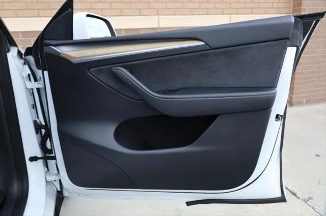 2023 Tesla Model Y Long Range Dual Motor All-Wheel Drive