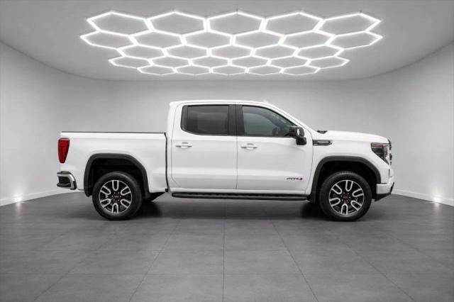 2024 GMC Sierra 1500 4WD Crew Cab Short Box AT4