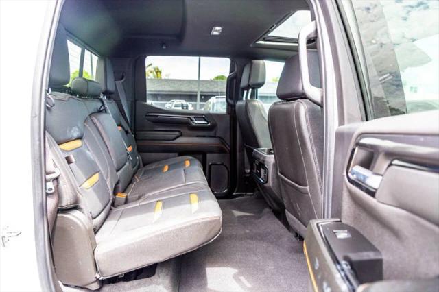 2024 GMC Sierra 1500 4WD Crew Cab Short Box AT4