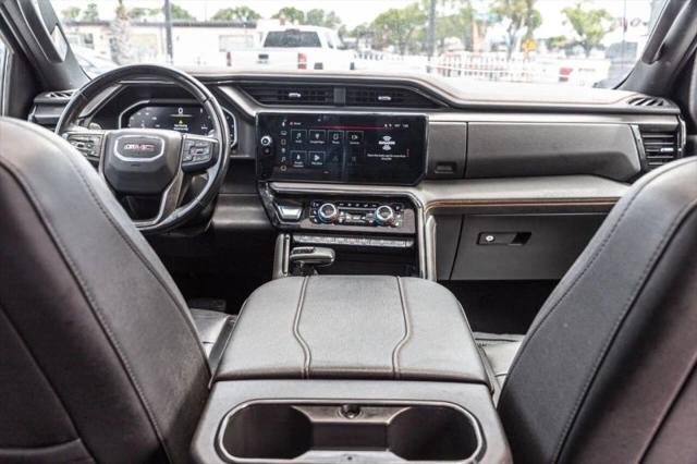 2024 GMC Sierra 1500 4WD Crew Cab Short Box AT4