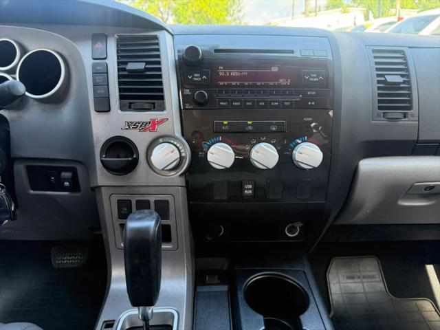 2013 Toyota Tundra Grade 5.7L V8