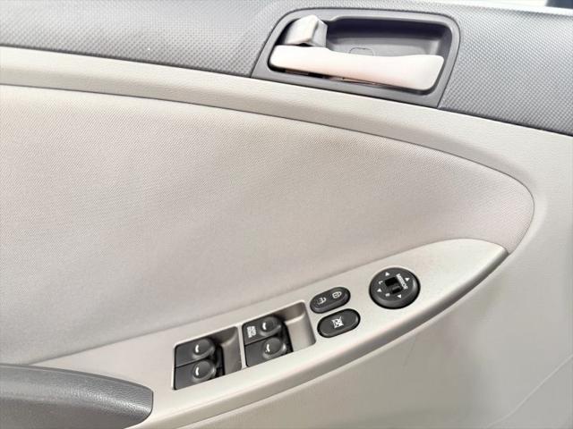 2015 Hyundai Accent GLS