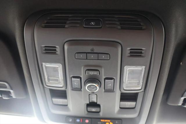 2023 GMC Yukon 4WD Denali
