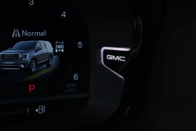 2023 GMC Yukon 4WD Denali