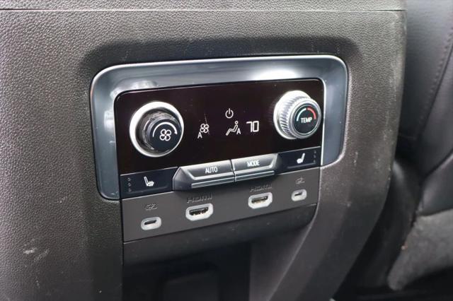 2023 GMC Yukon 4WD Denali
