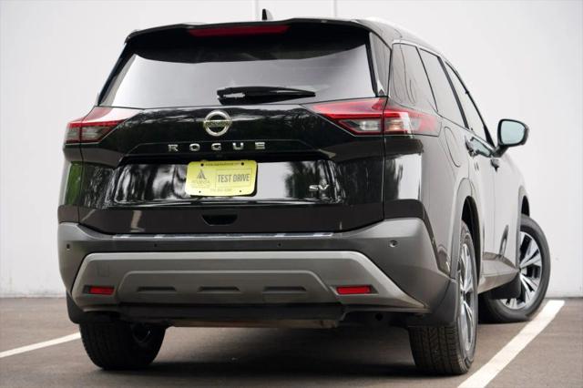 2021 Nissan Rogue SV FWD