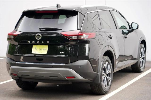 2021 Nissan Rogue SV FWD