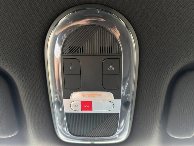 2025 Hyundai IONIQ 6 SE Standard Range