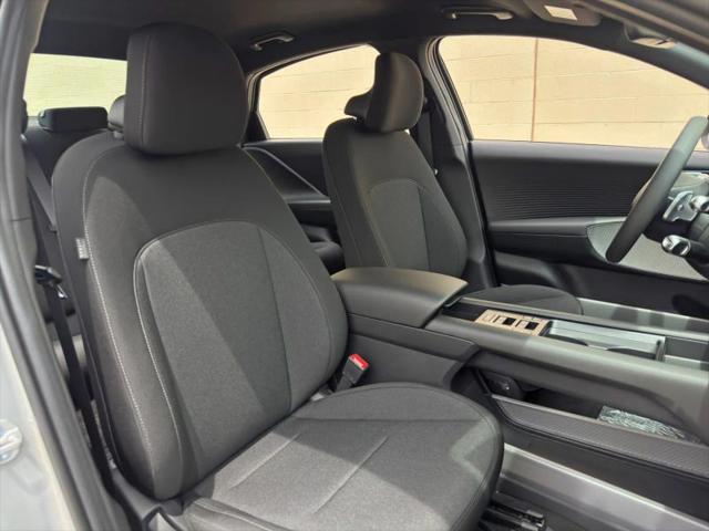 2025 Hyundai IONIQ 6 SE Standard Range