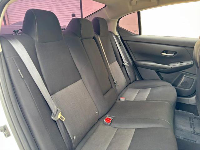 2022 Nissan Sentra SV Xtronic CVT