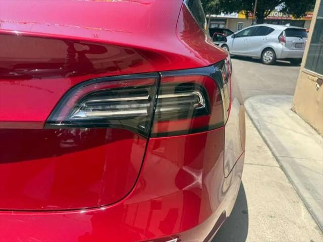 2018 Tesla Model 3 Mid Range