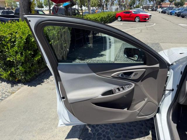 2020 Chevrolet Malibu FWD 1FL