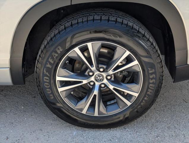 2018 Toyota Highlander LE